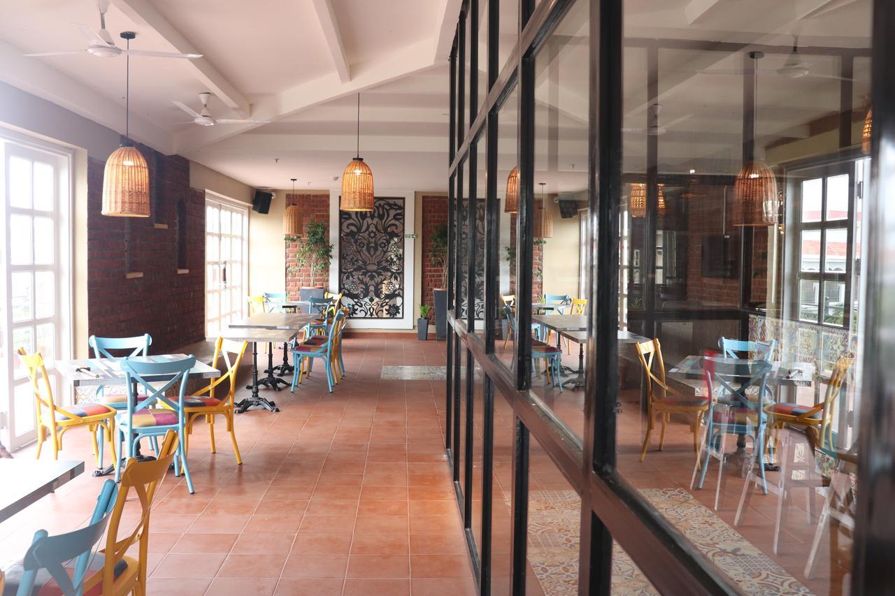 Swosti Chilika Resort Kanaipur Bagian luar foto