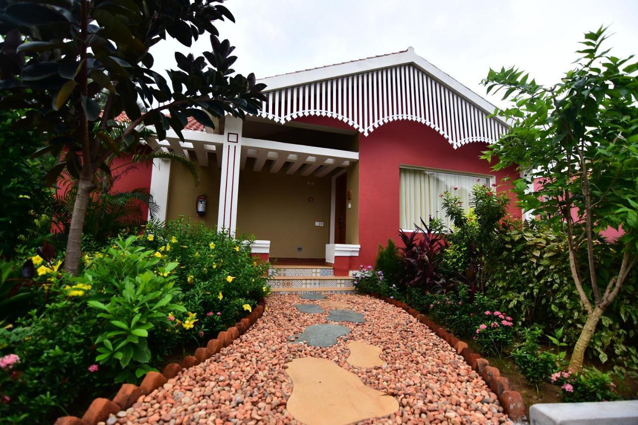 Swosti Chilika Resort Kanaipur Bagian luar foto