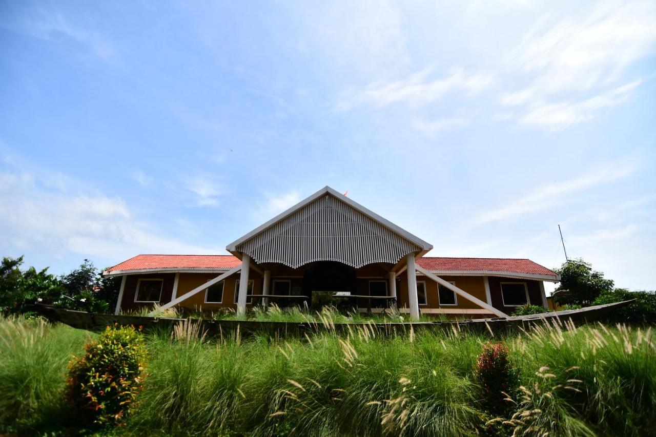 Swosti Chilika Resort Kanaipur Bagian luar foto